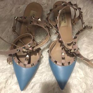 Cute rockstud blue pumps